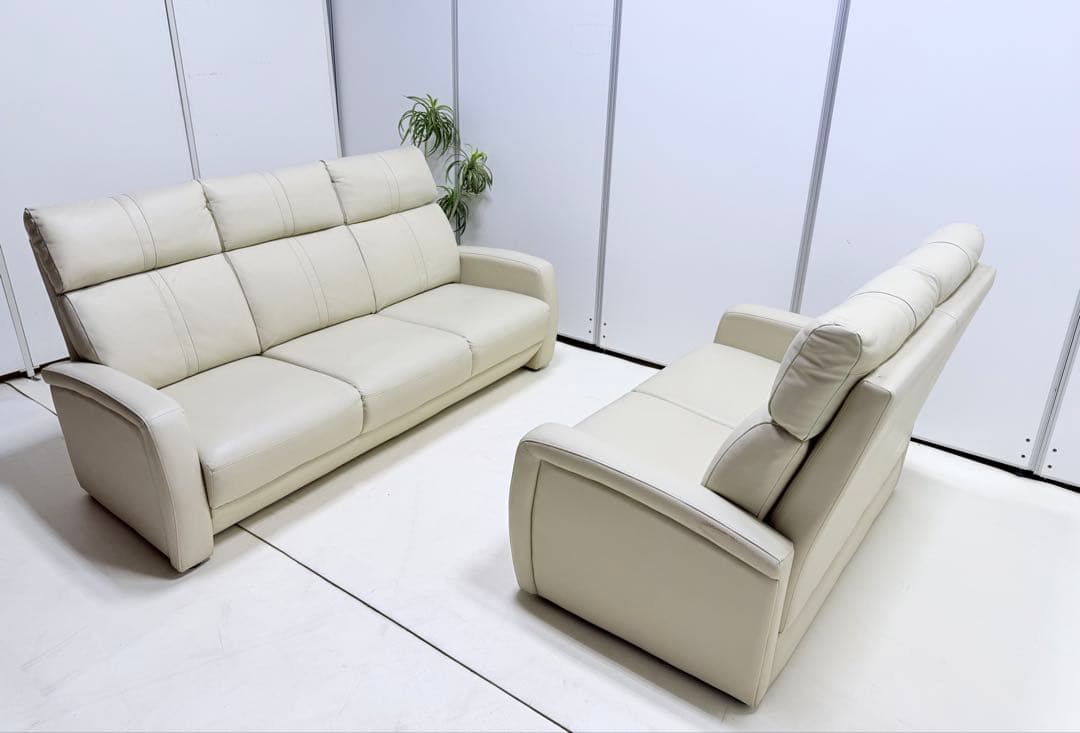 ニトリ　クリーム色 5人掛け レザー ソファ　2点セット