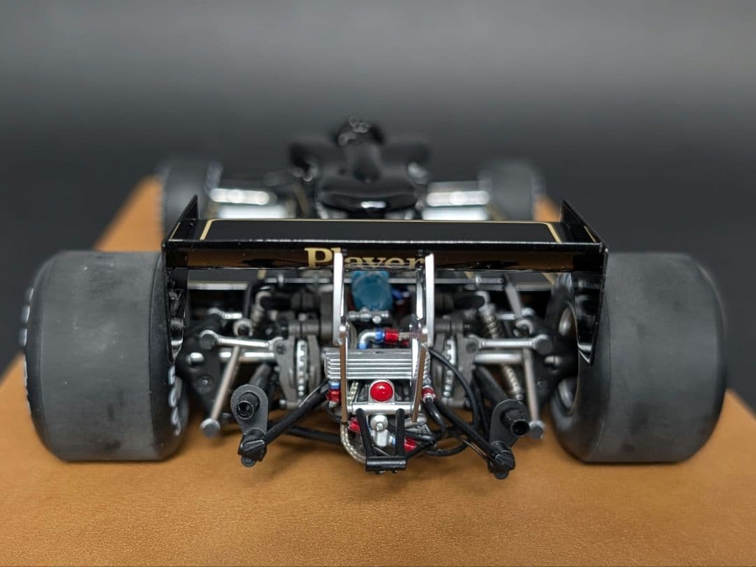 TSM 1/18 LOTUS Type78 ローンチver. M.アンドレッティ