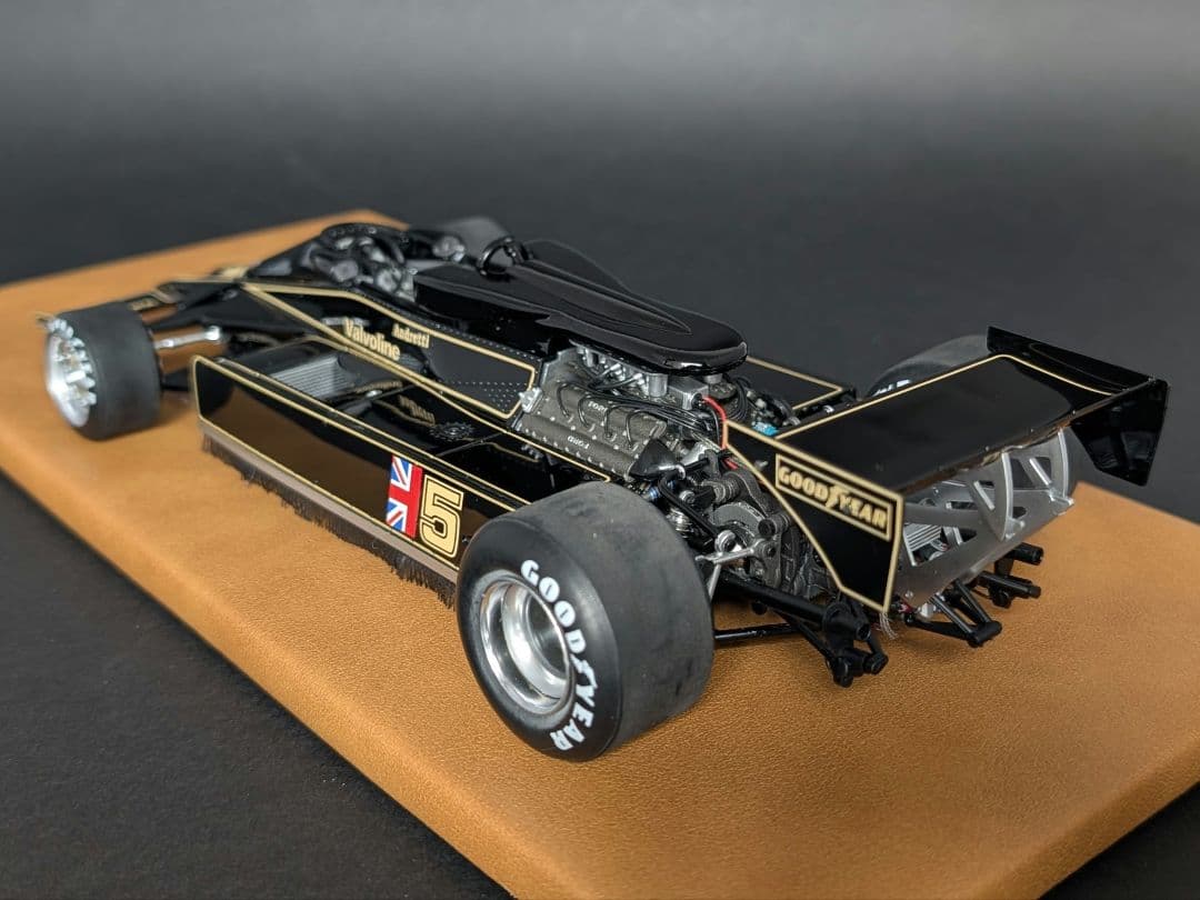 TSM 1/18 LOTUS Type78 ローンチver. M.アンドレッティ