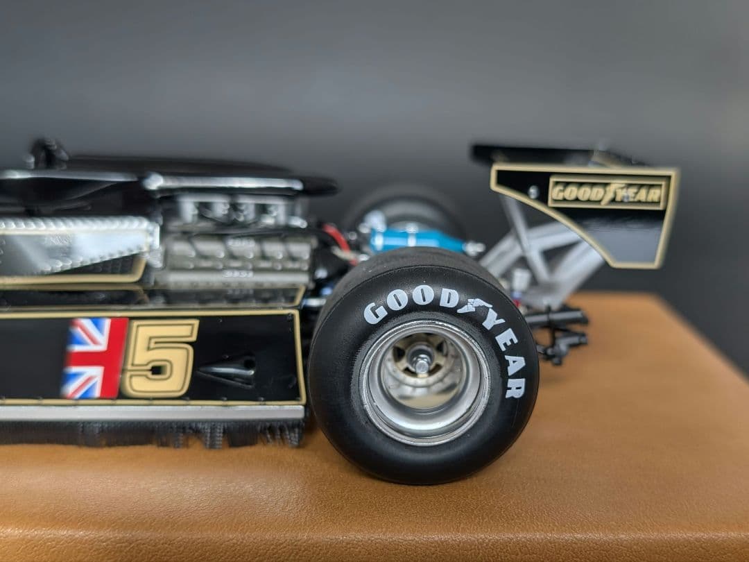TSM 1/18 LOTUS Type78 ローンチver. M.アンドレッティ
