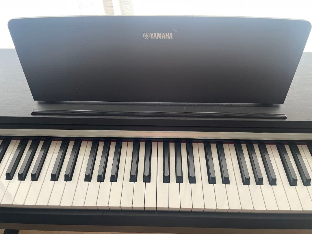 YAMAHA 電子ピアノ YDP-142B 椅子 ヘッドホン付き　アリウス