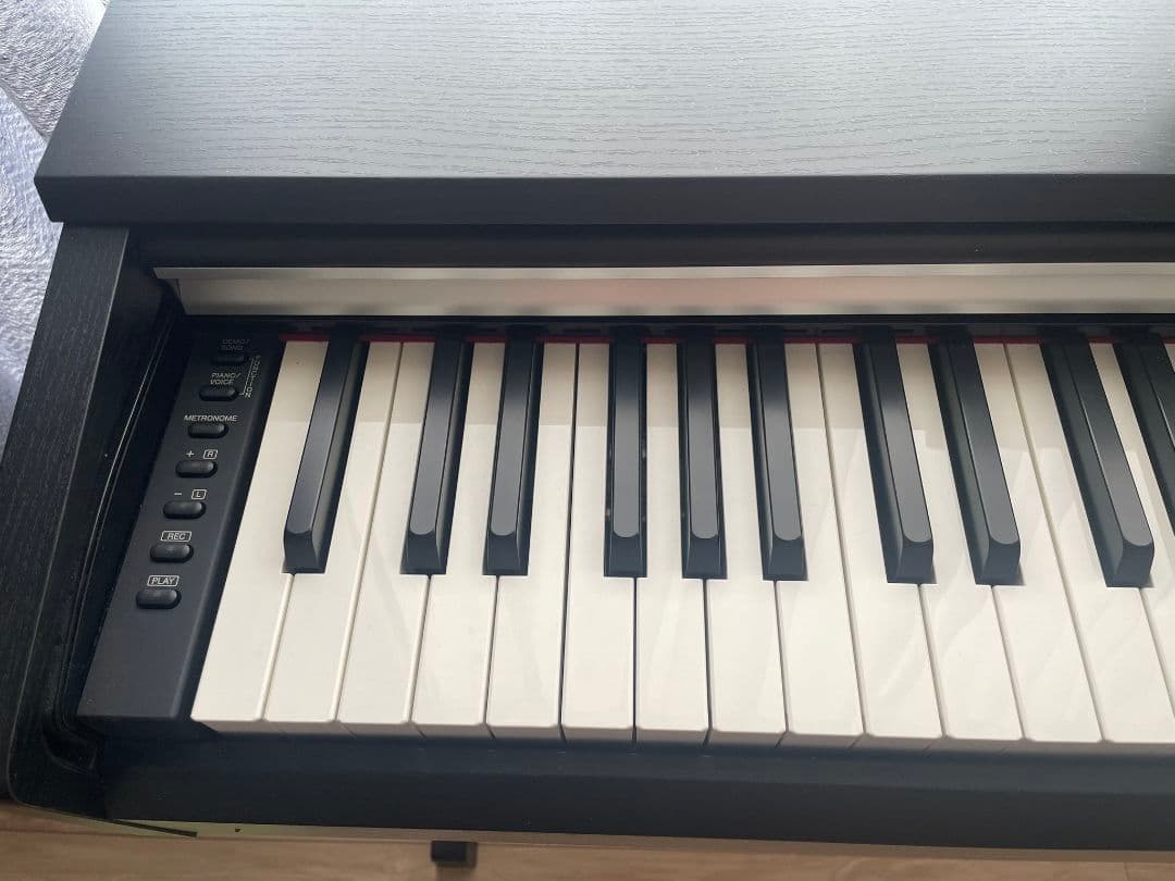 YAMAHA 電子ピアノ YDP-142B 椅子 ヘッドホン付き　アリウス