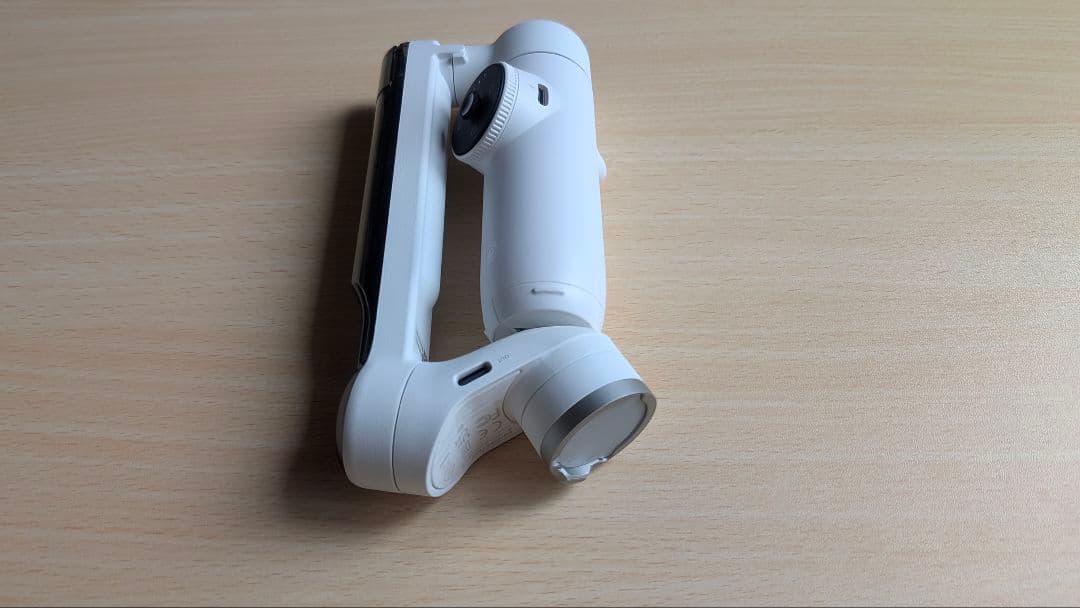 Insta360 Flow ホワイト標準版