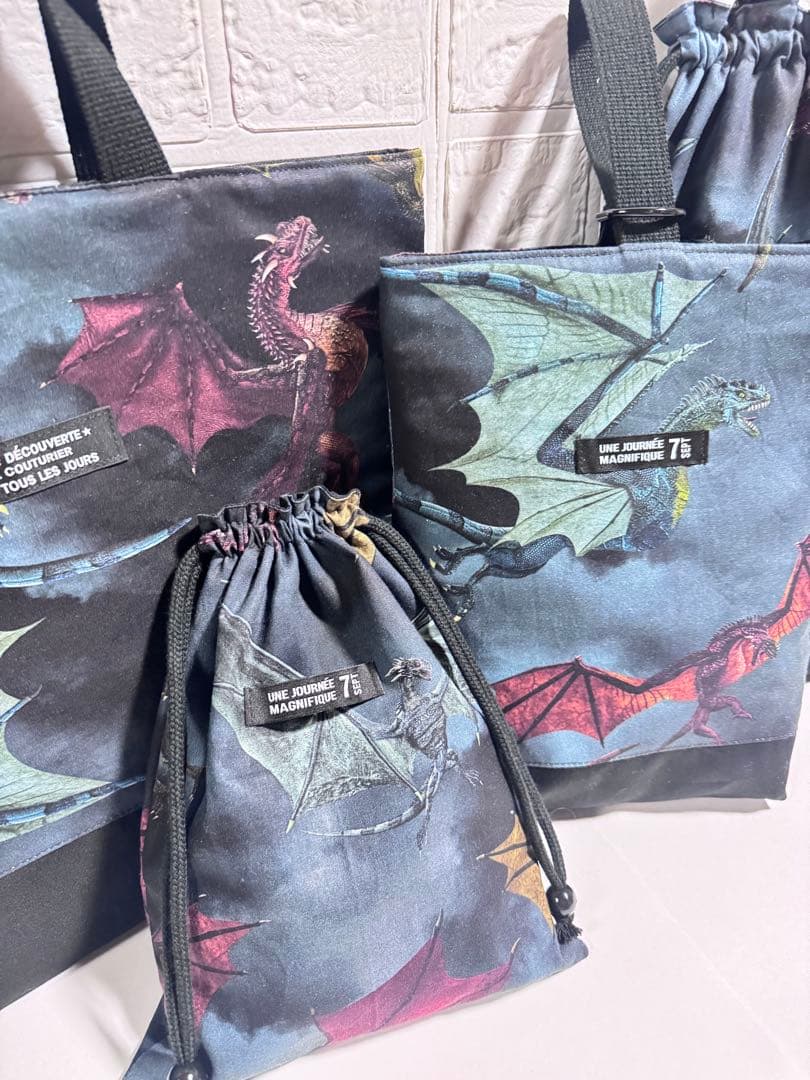 ドラゴン柄　レッスンバッグ　給食袋　シューズ袋　上履き　体操服　コップ袋　入学