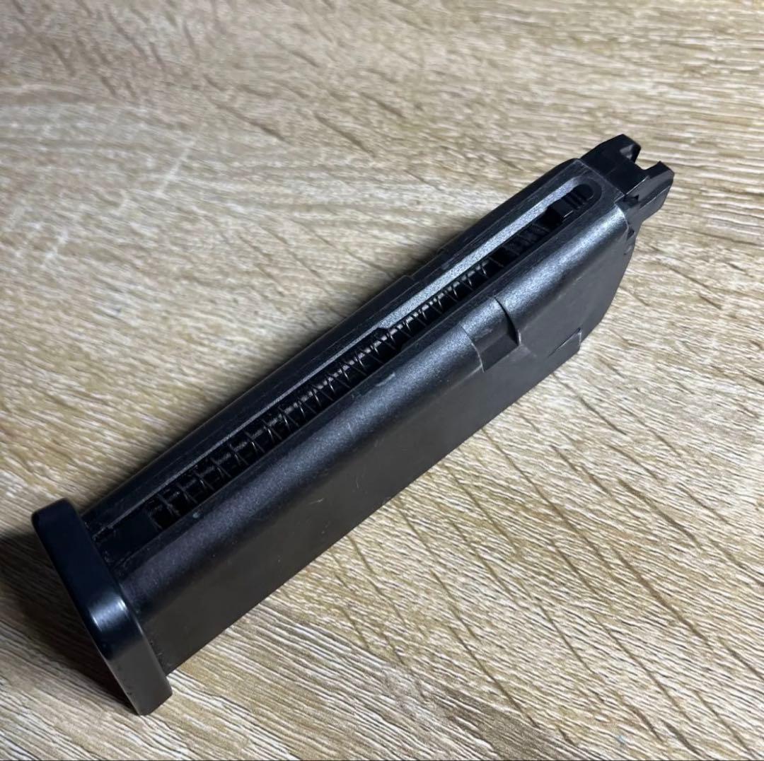 東京マルイ　G17グロック17 gen4 箱　サイトマウント付き