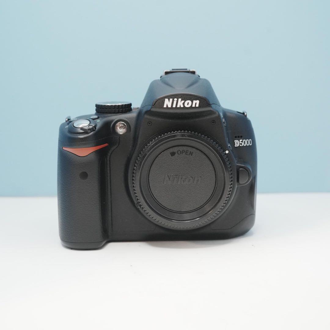 Nikon D5000 一眼レフ 極美品 a5235