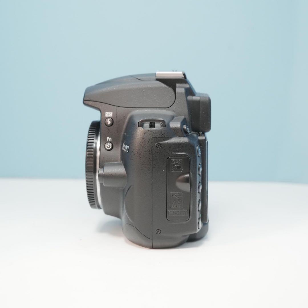 Nikon D5000 一眼レフ 極美品 a5235