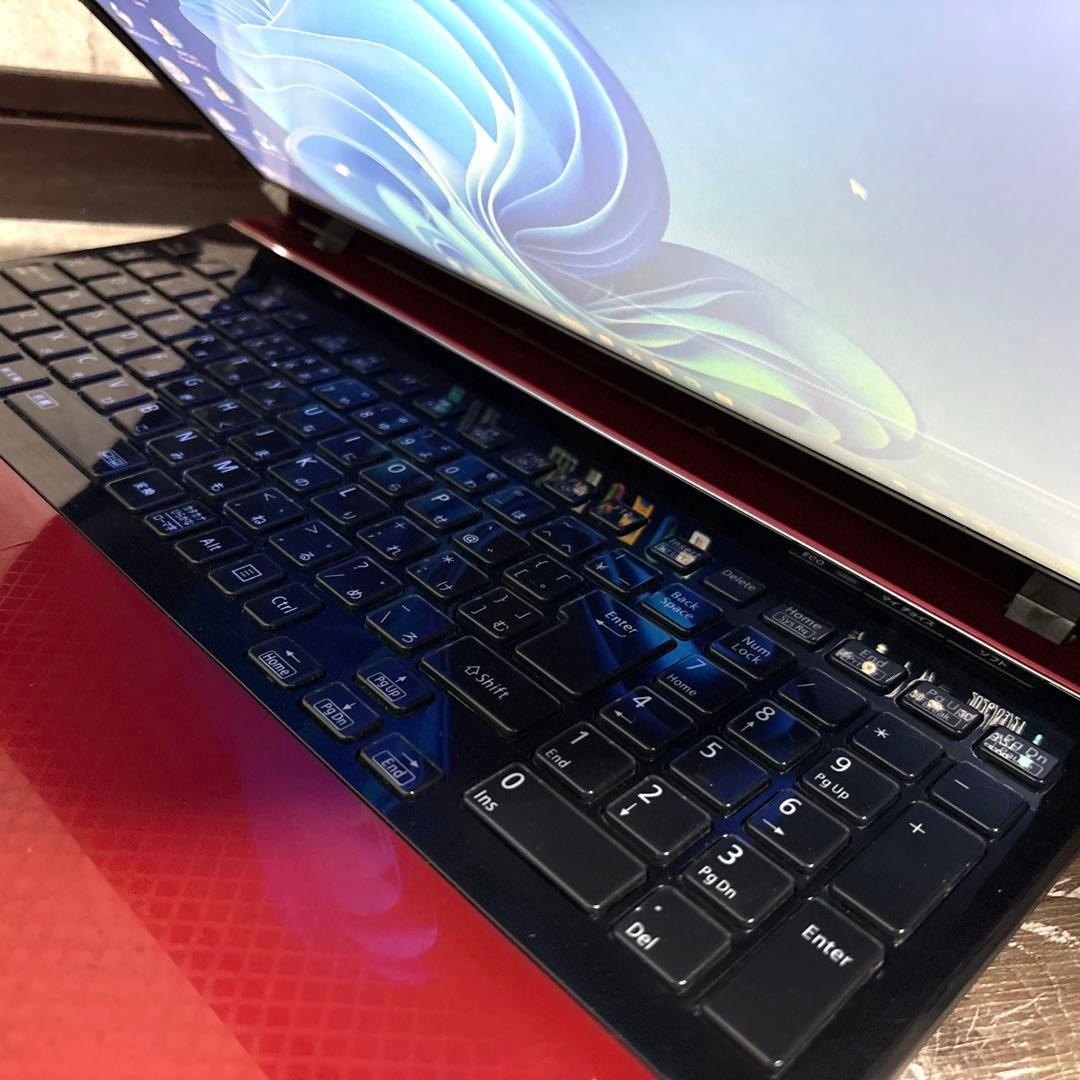 爆速仕様 Core i5 NEC LAVIEノートパソコン SSD Webカメラ