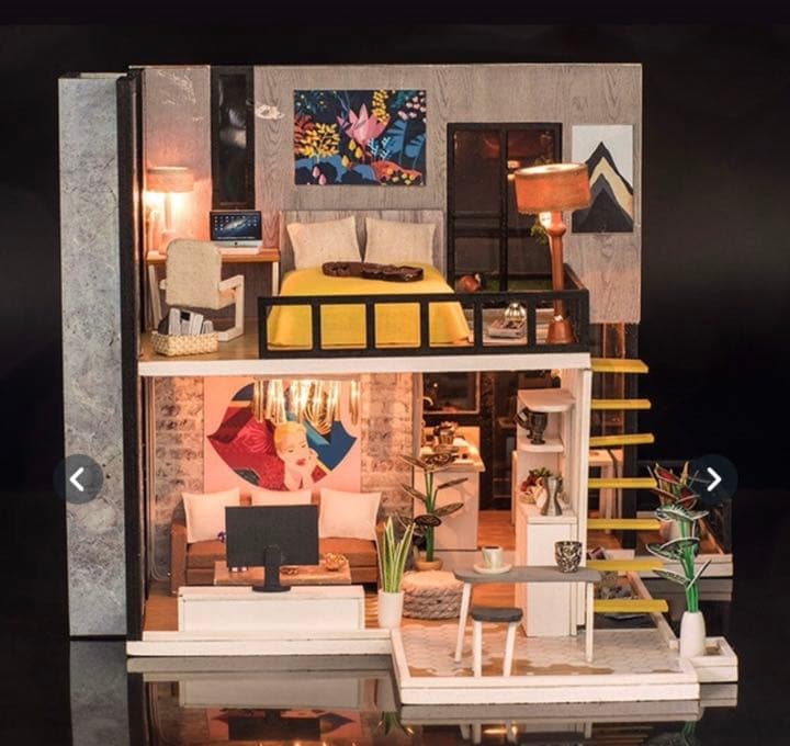 DIYドールハウス未完成品