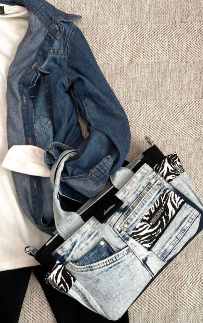 デニムリメイクバッグ（M）No.896☆ハンドバッグ　ショルダーバッグにも！