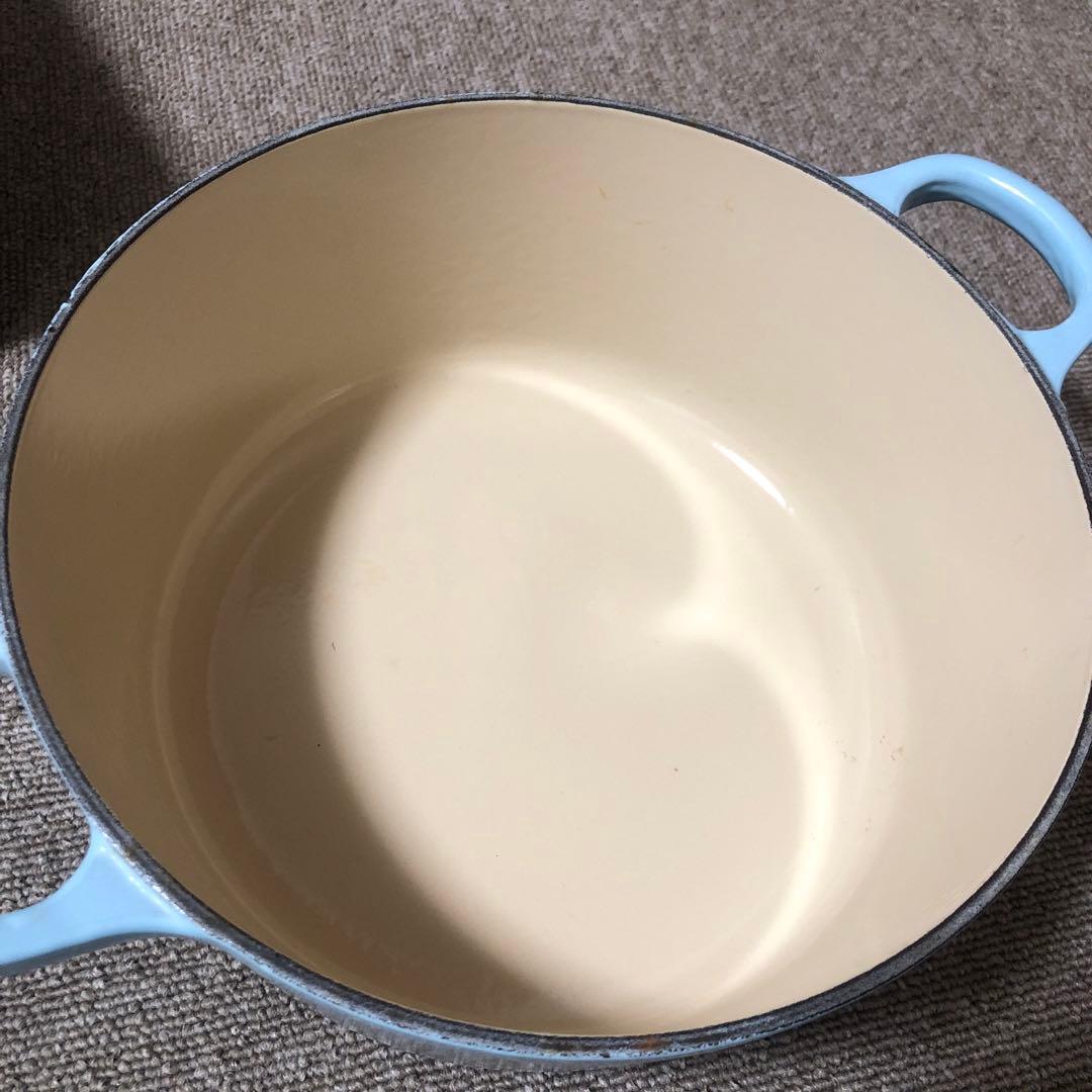 ル・クルーゼ　LE CREUSET 22cm 両手鍋　ブルー 水色