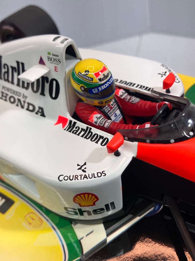 【美品/マルボロ仕様】1/18 ミニチャンプス マクラーレンホンダMP4/6セナ