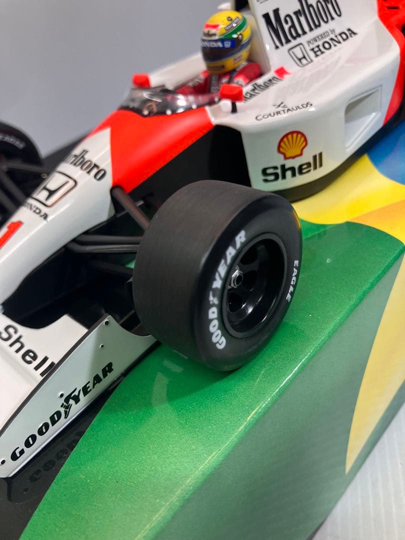 【美品/マルボロ仕様】1/18 ミニチャンプス マクラーレンホンダMP4/6セナ