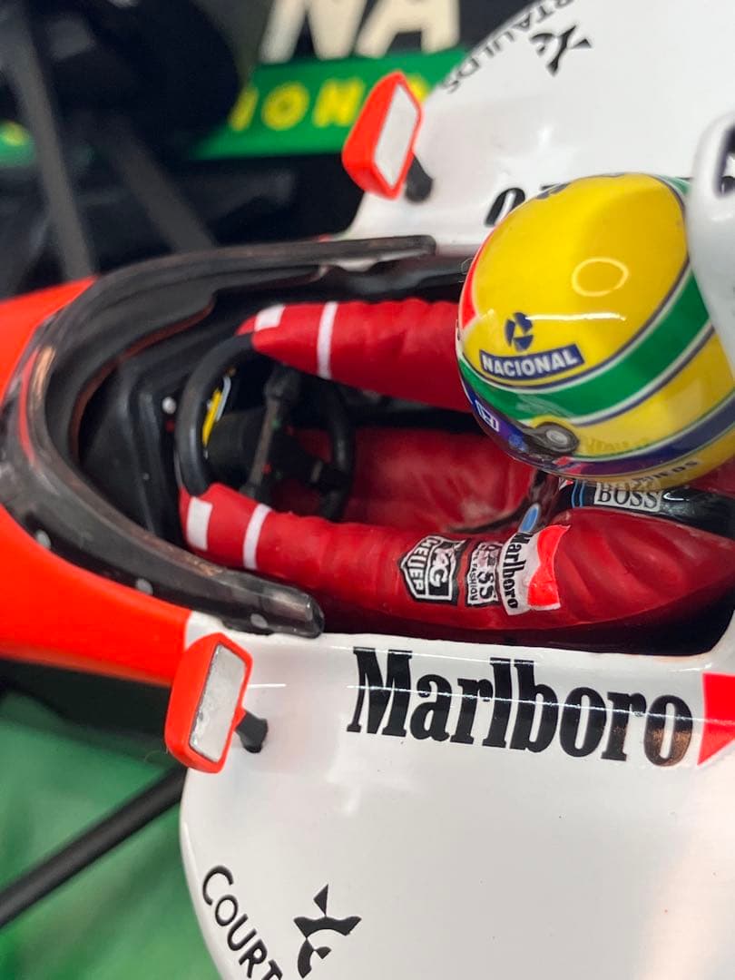 【美品/マルボロ仕様】1/18 ミニチャンプス マクラーレンホンダMP4/6セナ