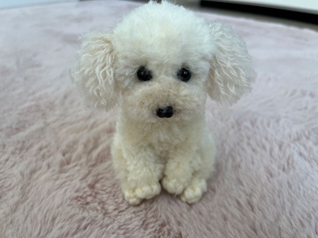 【ゆきちゃん様】 トイプードル編みぐるみ（植毛）　犬 【お座りポーズ】