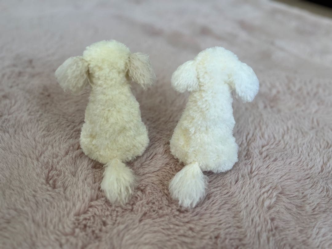 【ゆきちゃん様】 トイプードル編みぐるみ（植毛）　犬 【お座りポーズ】