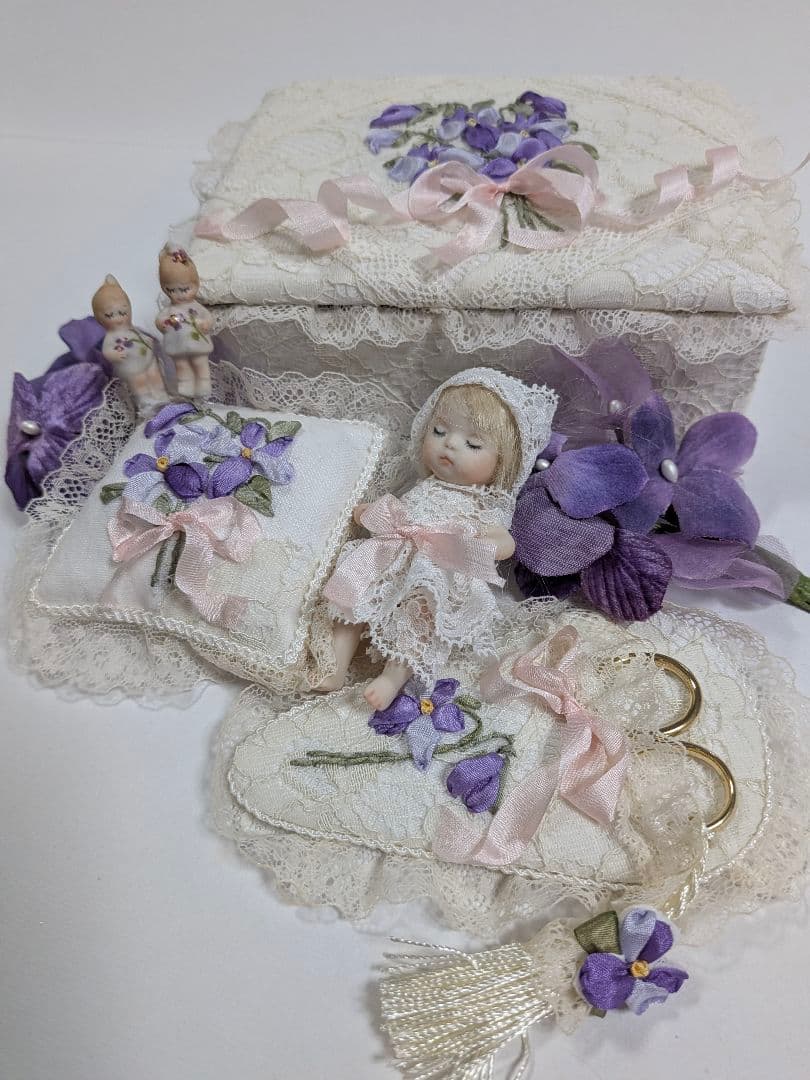 ★ちびくま工房　小さなbebeのスミレの小箱　　リボン刺繍