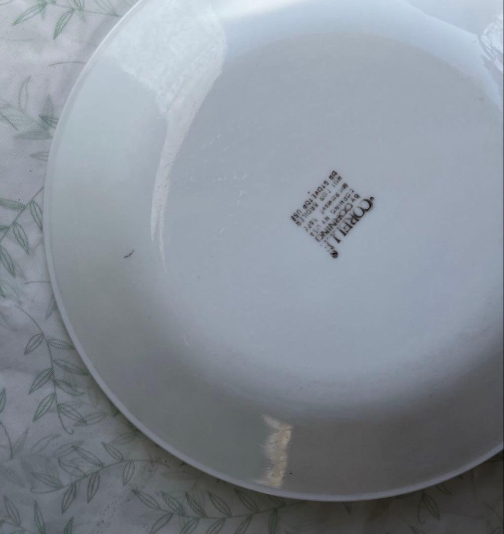 コレール　花柄の陶磁器皿 　深皿4枚　浅皿4枚　計8枚セット