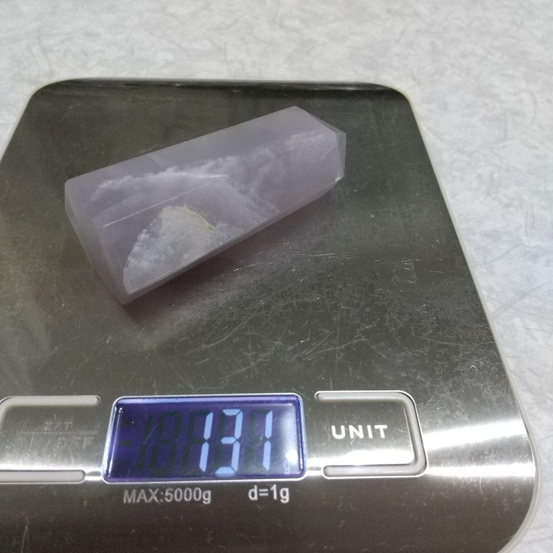 天然石　タワー　１３１グラム　お買い得　どっしり　六角柱