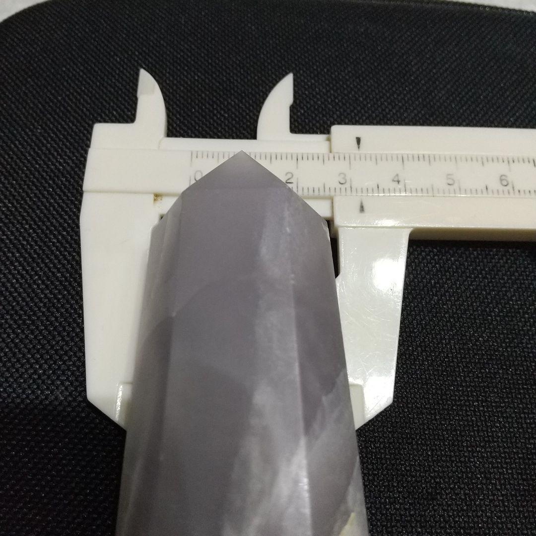 天然石　タワー　１３１グラム　お買い得　どっしり　六角柱