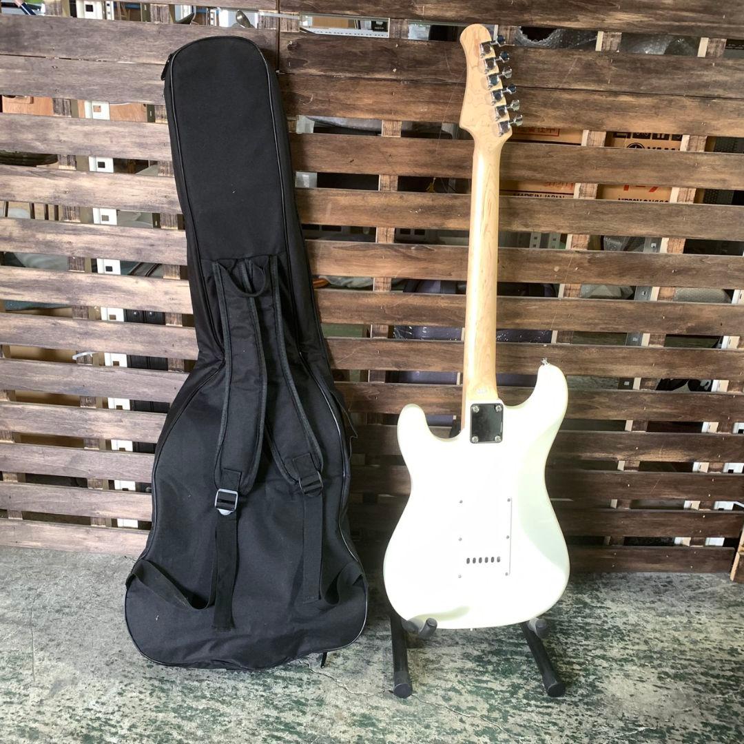 L011 Photogenic エレキギター ストラトキャスタータイプ