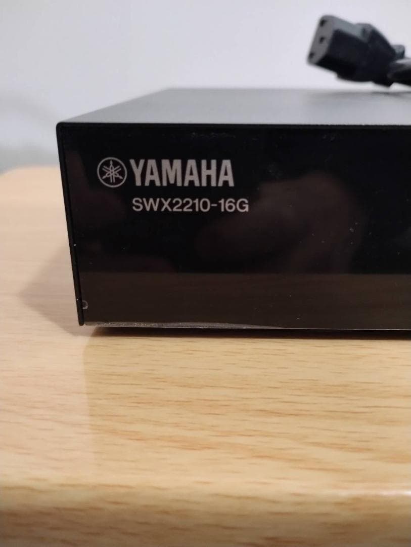 さ*み様 Yamaha SWX2210-16G スイッチングハブ