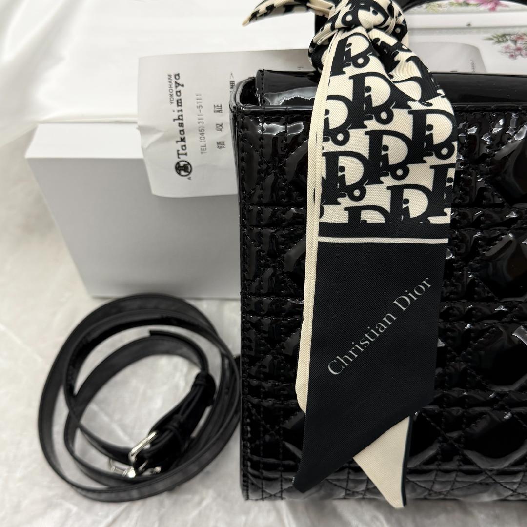 24時間以内発送 Dior ロゴチャーム ラムスキン ショルダー