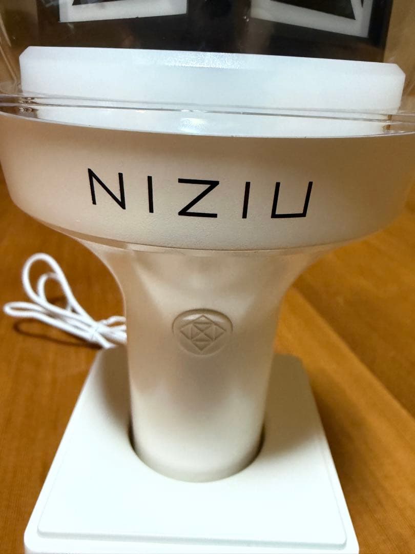 NiziU OFFICIAL LIGHT STICK 箱・サンキューカード付き