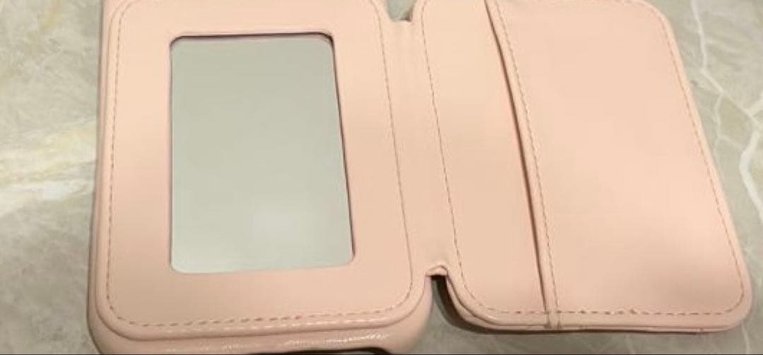 Darich キルティングミラーDDチャームiPhoneケース 17