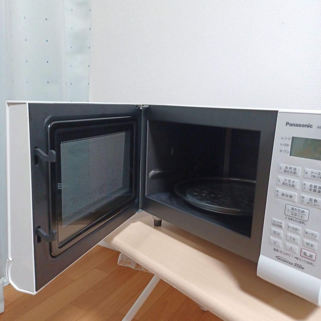 Panasonic NE-T15A 4Wオーブンレンジ 950W