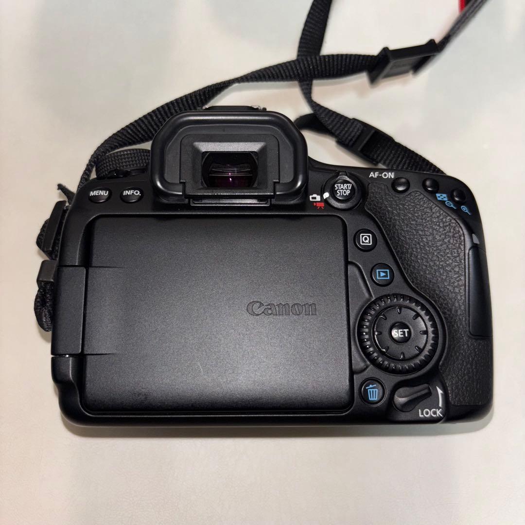 Canon EOS 80D トリプルレンズセット