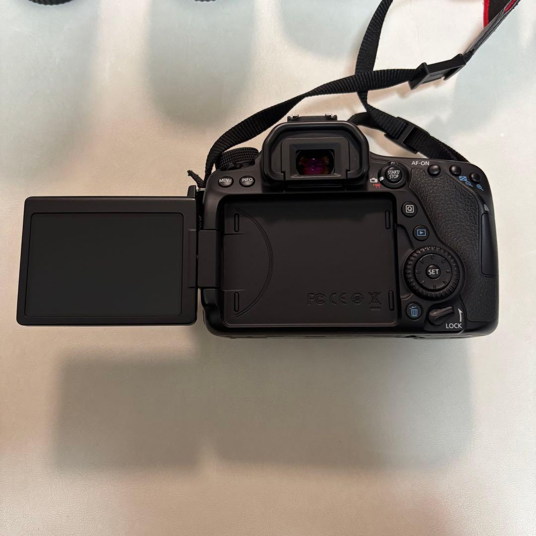 Canon EOS 80D トリプルレンズセット