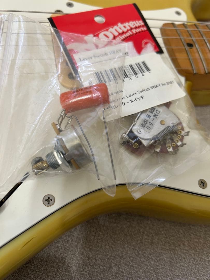 フェンダー　ジャパン　ST-72 95DM スキャロップ フジゲン Fシリアル