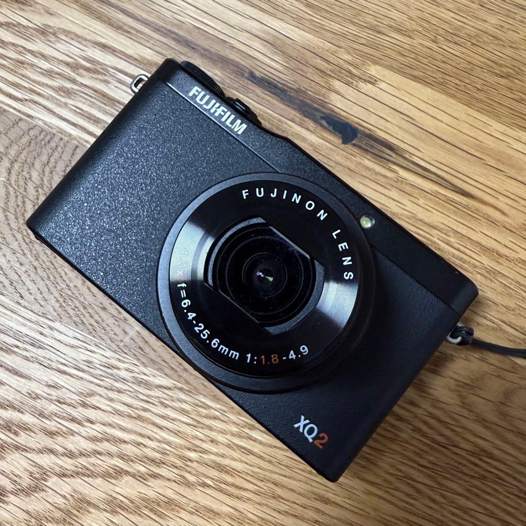 FUJIFILM 富士フィルム XQ2 コンパクトデジタルカメラ ブラック