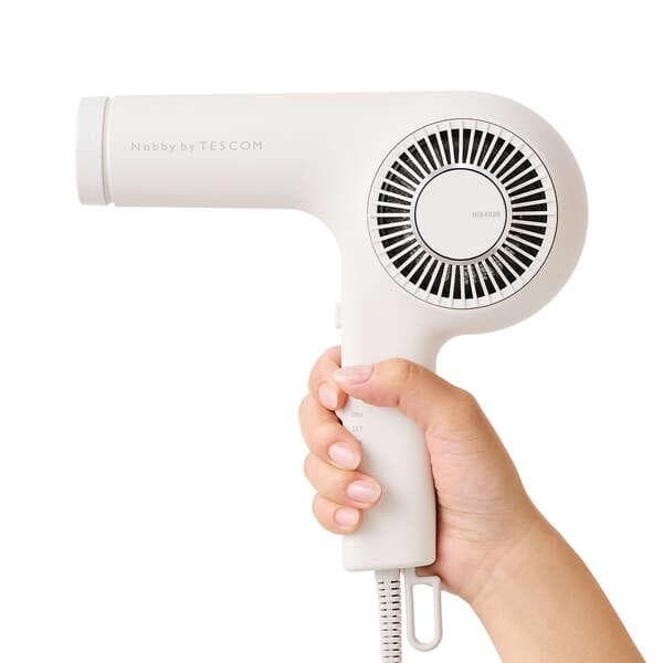 新品 NIB400B プロフェッショナル トライバランスイオン™ヘアドライヤー