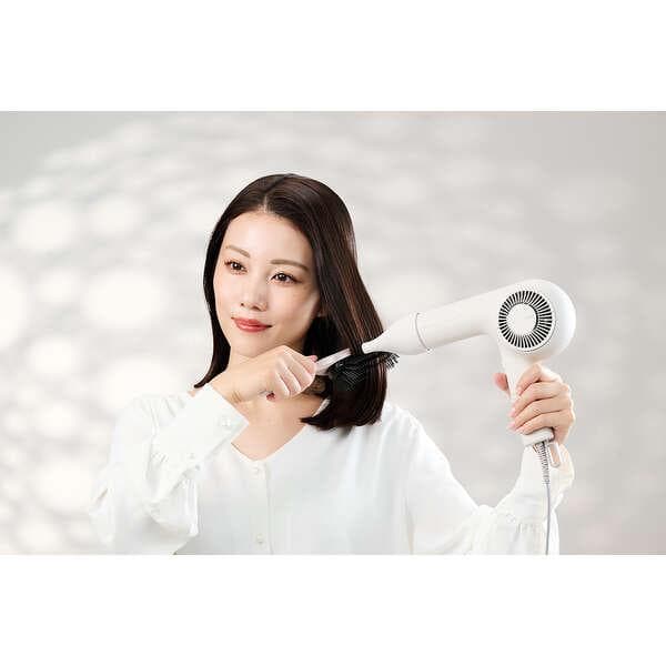 新品 NIB400B プロフェッショナル トライバランスイオン™ヘアドライヤー