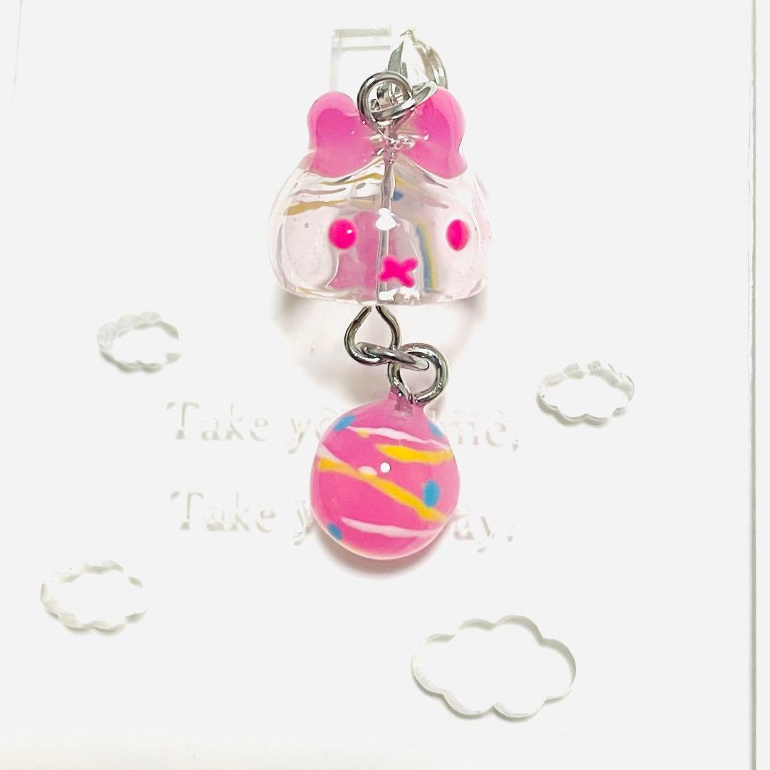 まるうさぎ風鈴ぴんくヨーヨー　レジンパーツ　チャーム　ぐで猫　夏　祭　水風船