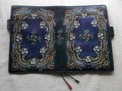 ほぼ日手帳カズン対応　レザー手帳カバーA5サイズ　拭き染め＆刻印