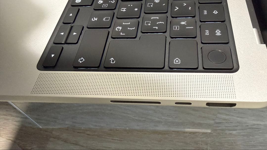 【美品】Apple MacBook Pro 14インチ M5/24gb 1TB