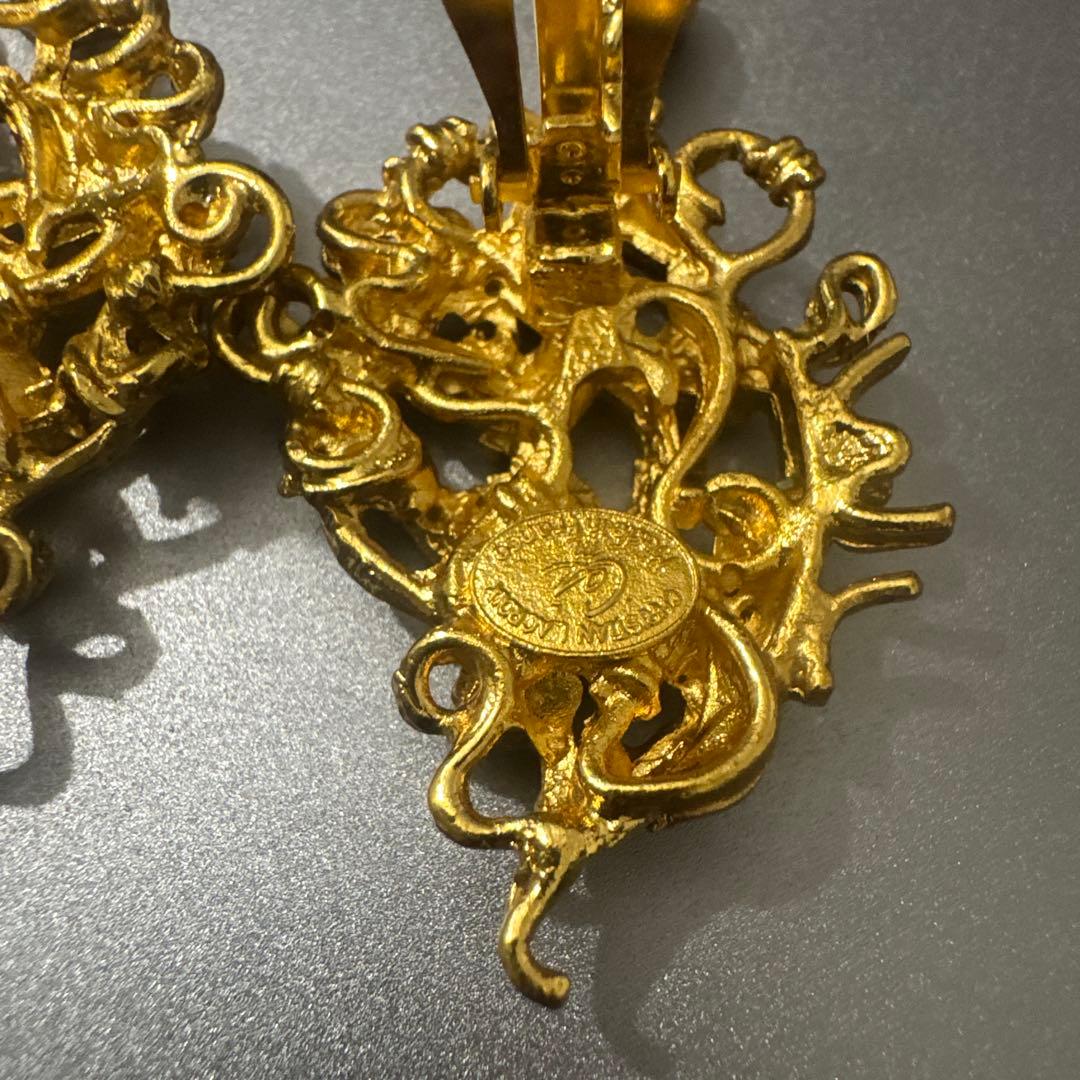 Christian Lacroix クリスチャンラクロワ ゴールド イヤリング