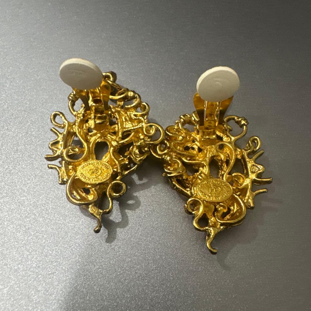 Christian Lacroix クリスチャンラクロワ ゴールド イヤリング