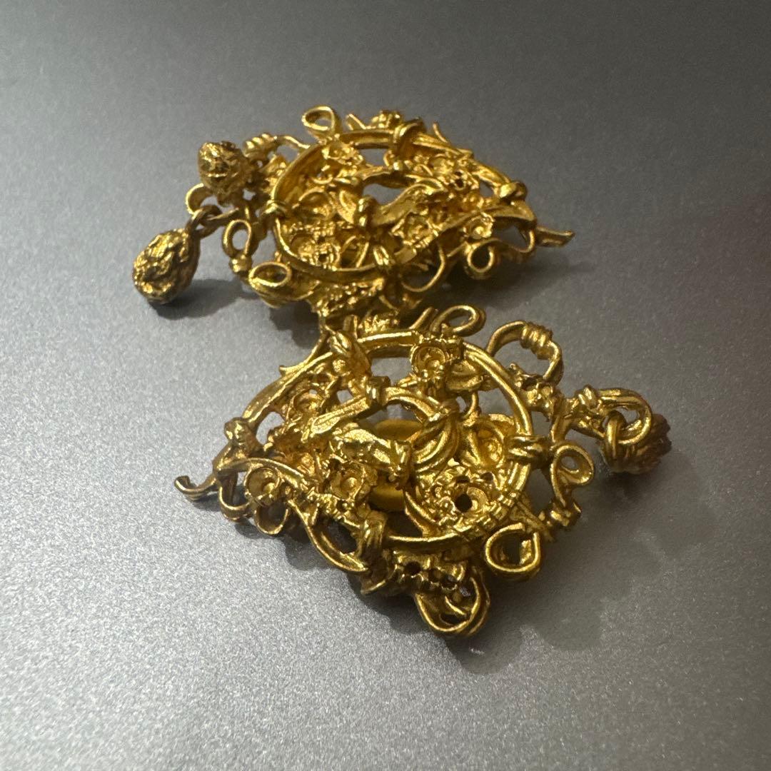 Christian Lacroix クリスチャンラクロワ ゴールド イヤリング