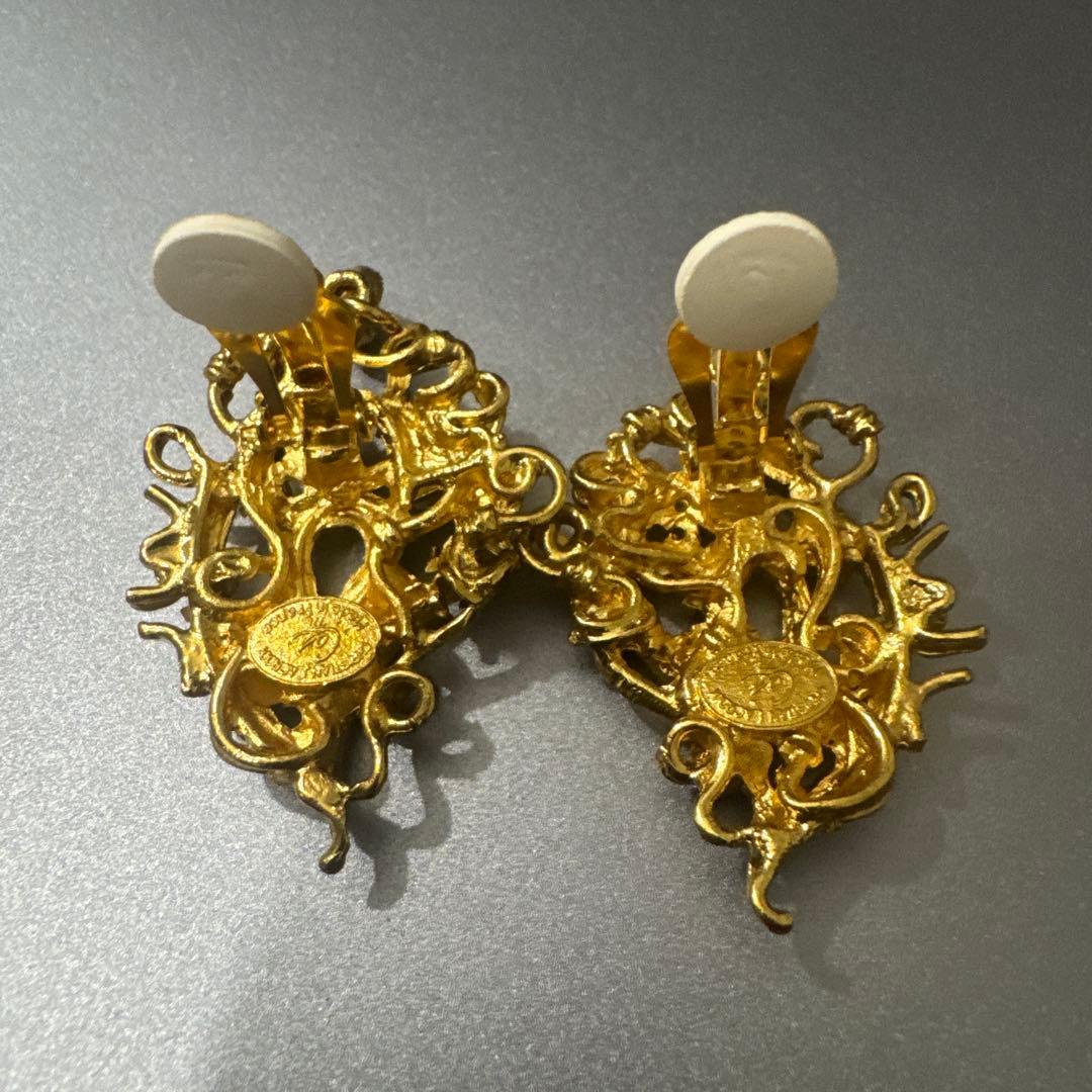 Christian Lacroix クリスチャンラクロワ ゴールド イヤリング