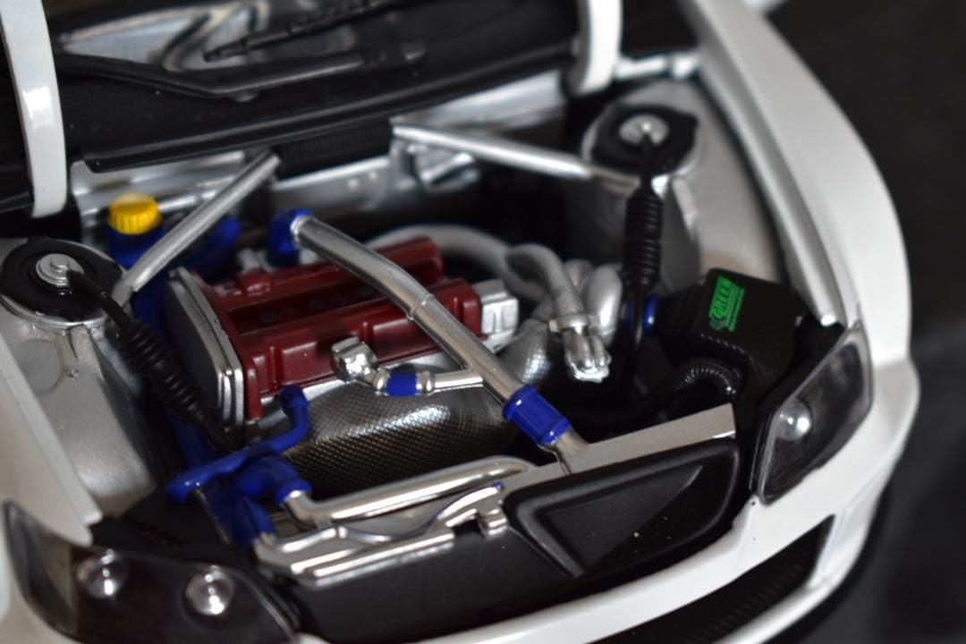 1/18 オートアート 三菱 ランサー エボリューション WRC プレーン