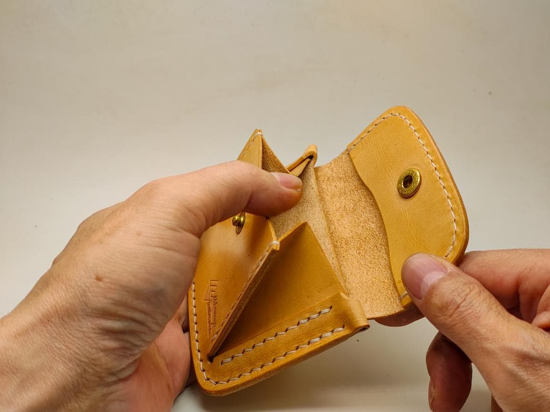 ミニマムウォレット ナチュラルレザー ミニ財布 手縫い