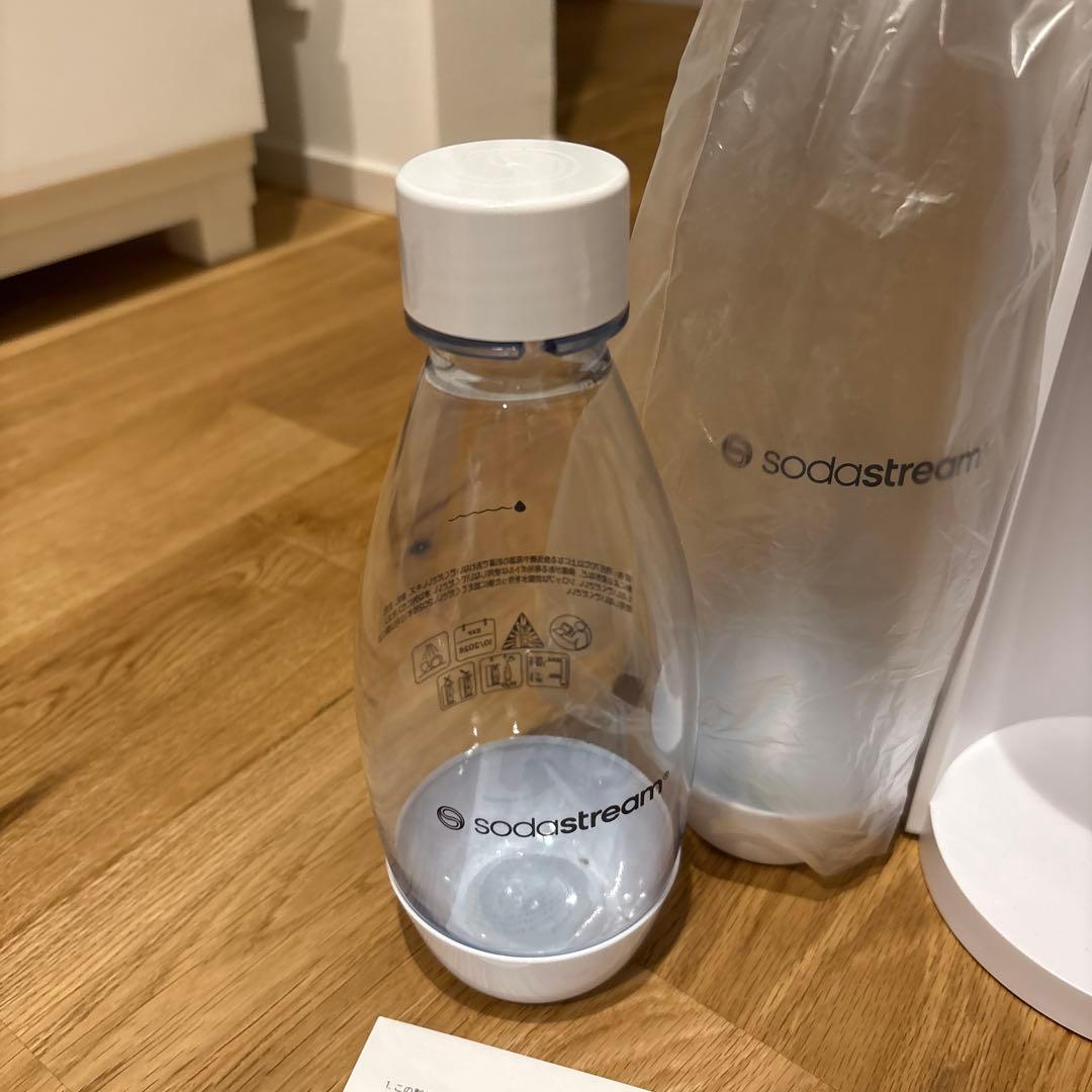 SodaStream 炭酸水メーカー ホワイト