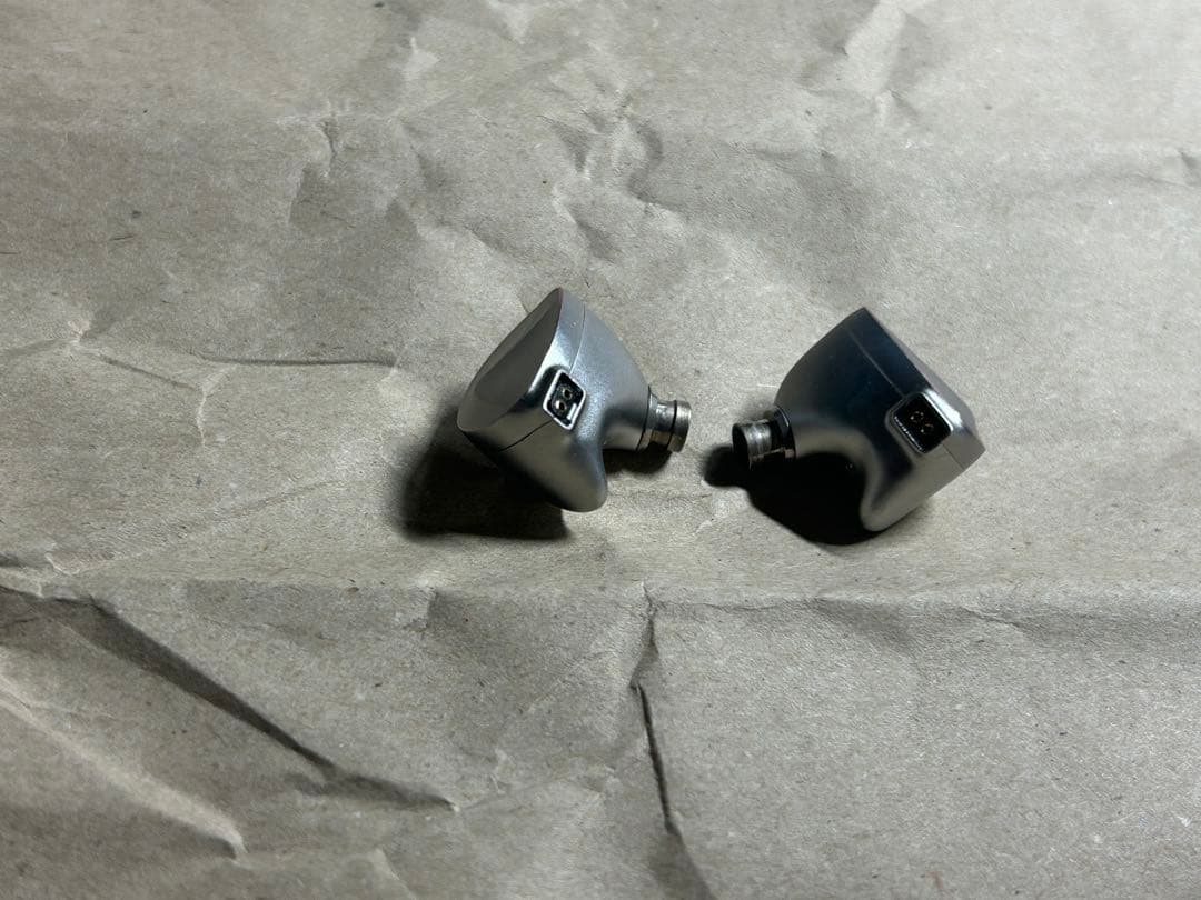 bqeyz winter おまけケーブルとイヤピあり