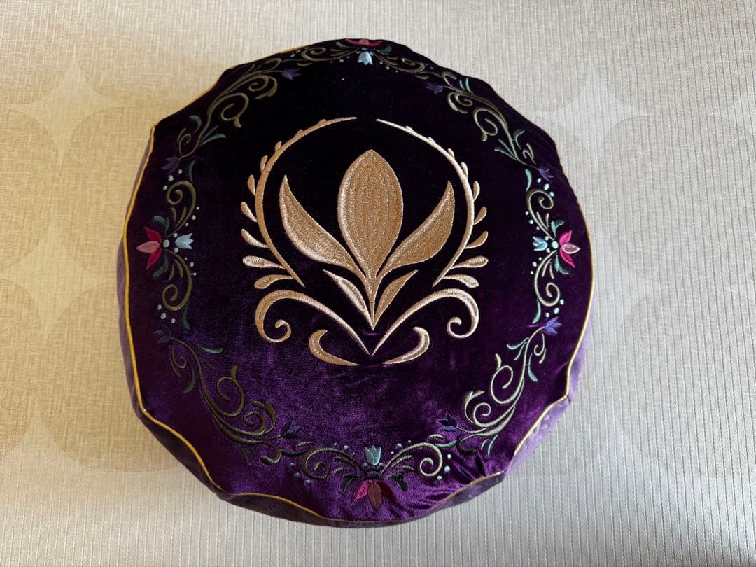 Disney アナと雪の女王 Francfranc 刺繍クッション