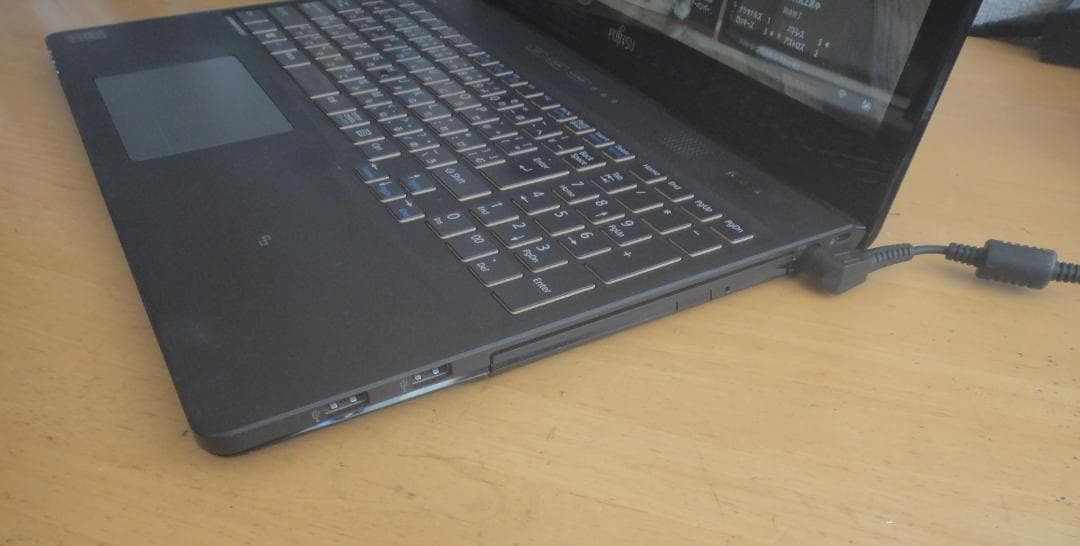Windowsノート本体 Lifebook AH77/S i7/SSD256G/8G/Office
