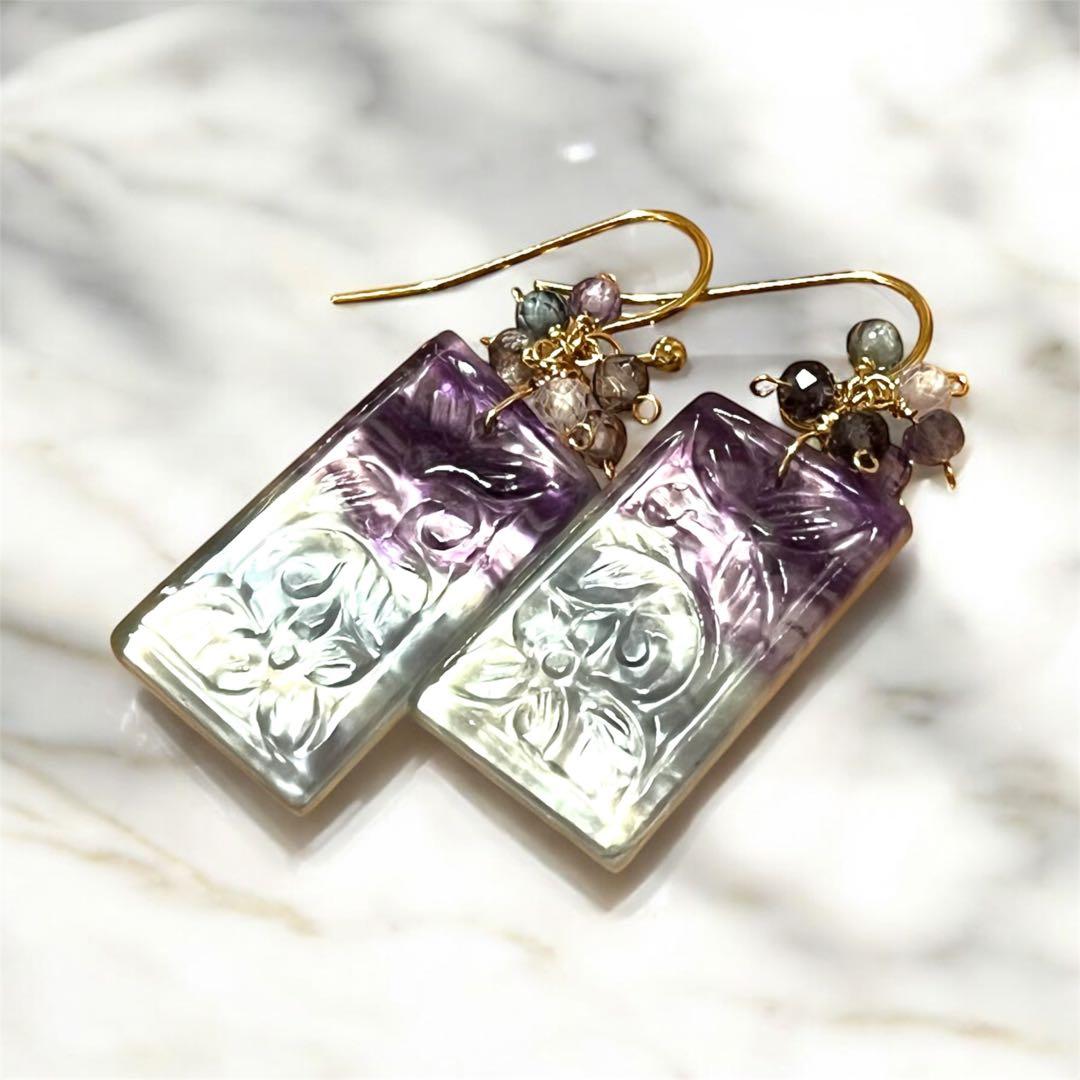 14kgfフローライト×マザオパ変形レクタングルカービングピアス